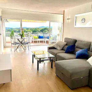 Modern Penthouse With Big Terrace Appartement